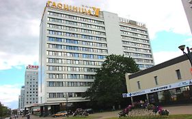 Hotel Yubileiny Mińsk Exterior photo