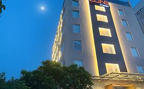 Citrus Hotel Gurgaon Central Exterior photo