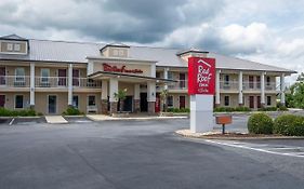 Red Roof Inn & Suites Calhoun Exterior photo