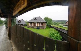 Willa Casa Bunicii Din Bucovina Vama  Exterior photo