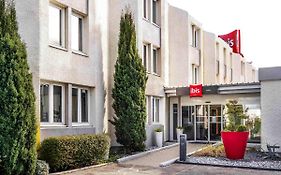 Hotel Ibis Arles Exterior photo