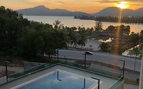 Marina Heights Seaview Resort 2 Lumut Exterior photo