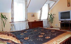Ekaterininskaya Apartments Odessa Room photo