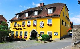 Hotel Landgasthof Zum Goldenen Loewen Moosbach  Exterior photo