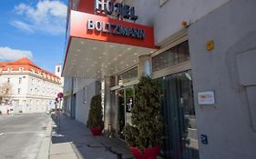 Hotel Boltzmann Wiedeń Exterior photo