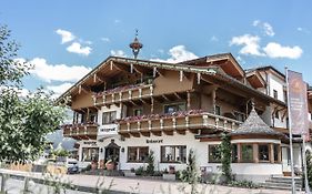 Hotel Metzgerwirt Hippach Exterior photo