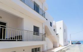 Sole Mare Seaside Apartments Guwes Exterior photo