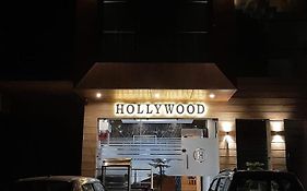 Hotel Hollywood Zirakpur Exterior photo