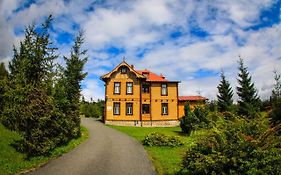 Hostel Ssvp 1. Maj Tatrzańska Łomnica Exterior photo