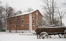 Ostoya Inn & Granary Jasionka Exterior photo