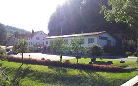 Hotel Landgasthof Zum Heiligenberg Sontra Exterior photo