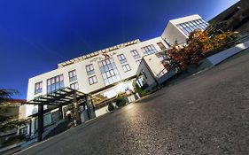 Hotel Lav Vukovar Exterior photo