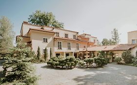Villa Toscana Warszawa Exterior photo