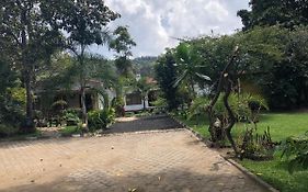 Willa Kivu Beach Garden Gisenyi Exterior photo