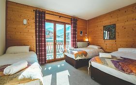 Hostel Les Dents Blanches Morzine Exterior photo