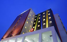 Amaris Hotel Bekasi Barat Exterior photo