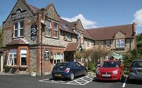 The Bolingbroke Hotel Swindon Exterior photo