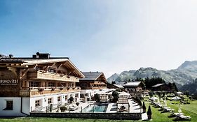 Burg Vital Resort Lech am Arlberg Exterior photo