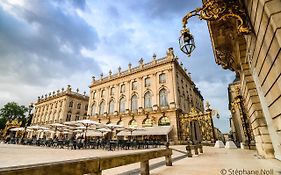 Grand Hotel De La Reine - Place Stanislas Nancy Exterior photo