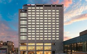 Homewood Suites By Hilton Toledo Downtown Exterior photo