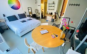 Bed and Breakfast Private Studio With Free Car Parking Amsterdam Exterior photo