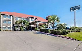 Hotel La Quinta By Wyndham Corpus Christi Airport Exterior photo