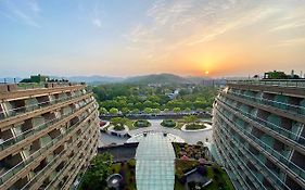 Hotel Wyndham Grand Plaza Royale Hangzhou Exterior photo