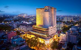 Windsor Plaza Hotel Ho Chi Minh Exterior photo