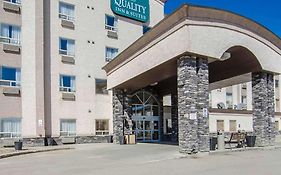 Quality Inn & Suites Grande Prairie Exterior photo