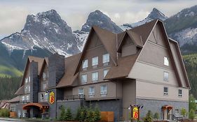 Hotel Super 8 By Wyndham Canmore Exterior photo