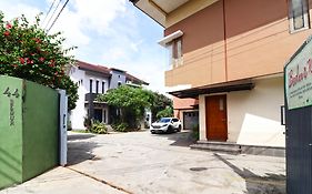 Bedur Homestay Syariah Bekasi Exterior photo