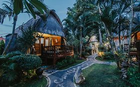 Hotel Alam Nusa Bungalow Huts & Spa Lembongan Exterior photo