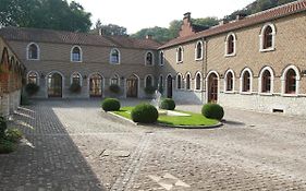 Hotel - Ferme Du Chateau D'Ahin Huy Exterior photo