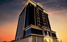 The Proud Hotel Al-Chubar Exterior photo