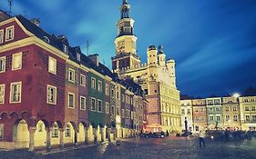 Sleep In Hostel & Apartments Stare Miasto Poznań Exterior photo