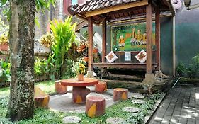 Ngampilan Backpacker Hostel Jogyakarta Exterior photo