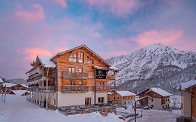 Le Chalet Blanc Hotel & Spa Montgenèvre Exterior photo