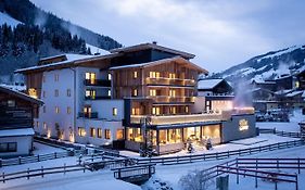 Hotel Gappmaier Saalbach-Hinterglemm Exterior photo