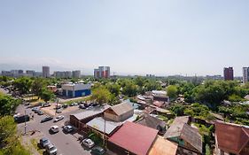 Like Home - Apartment With A View Ałma Ata Exterior photo