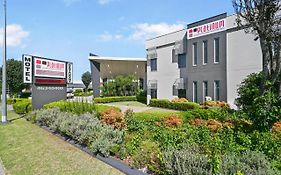 Hotel Platinum International Toowoomba Exterior photo