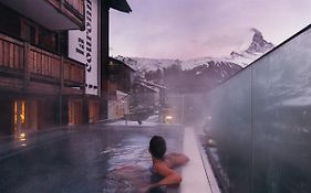 La Couronne Hotel & Spa Zermatt Exterior photo