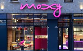 Moxy Lisbon City Exterior photo