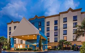 Sky Point Hotel & Suites - Atlanta Airport Exterior photo