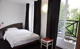Hotel De La Tour Paryż Room photo