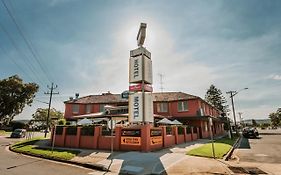 Northside Hotel Albury Lavington Exterior photo