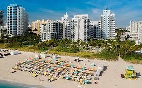 Churchill Suites Crown Miami Beach Exterior photo