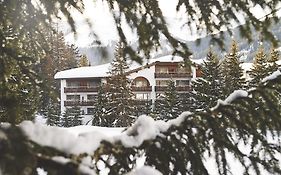 Hotel Waldhuus Davos Exterior photo