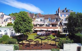 Hotel La Cote Saint Jacques Joigny Exterior photo