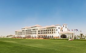 Al Habtoor Polo Resort Dubaj Exterior photo