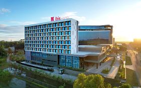 Hotel Ibis Yogyakarta International Airport Kulon Progo Exterior photo